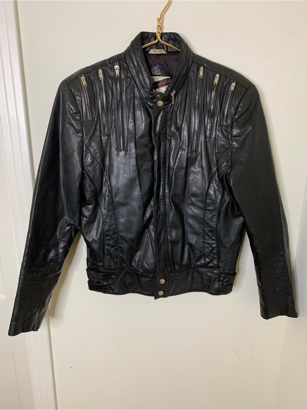 Vintage punk leather jacket sz medium (40)  men’s Black multiple zippers